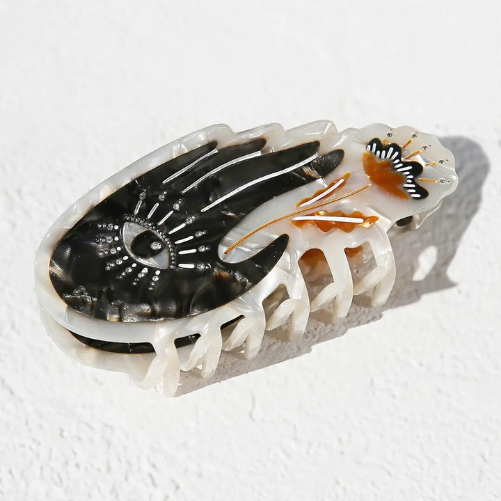 Kingston Jewellery Cacao Palm Claw